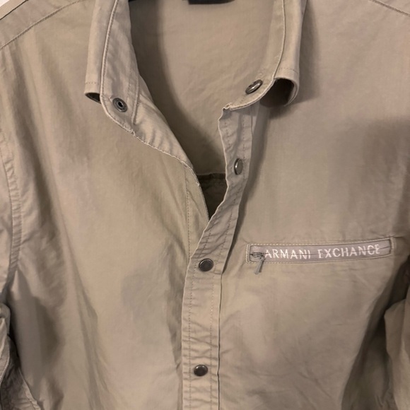 Armani Exchange Snap Down Shirt Sz S Taupe Roll Tab Sleeve Zip Close Pocket - Picture 3 of 13